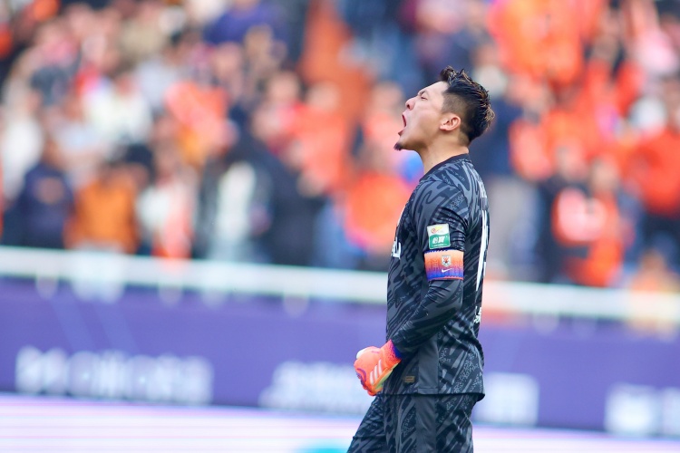 王大雷：京鲁对决经典案例 客场1-6与主场6-0均成历史