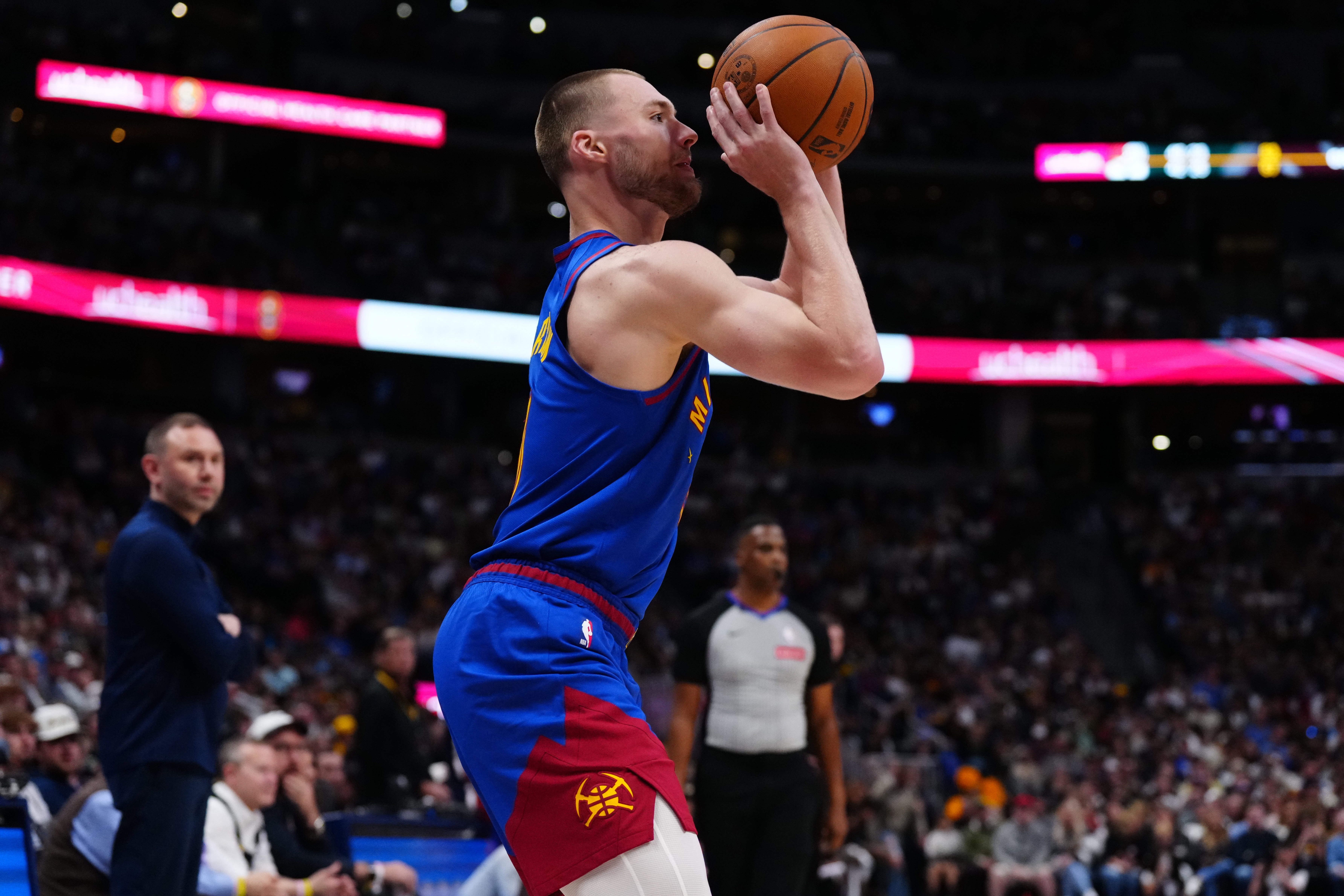 NBA15大垃圾合同:恩比德居首 特雷·杨第二 NBA15大垃圾合同:恩比德居首 特雷·杨第二