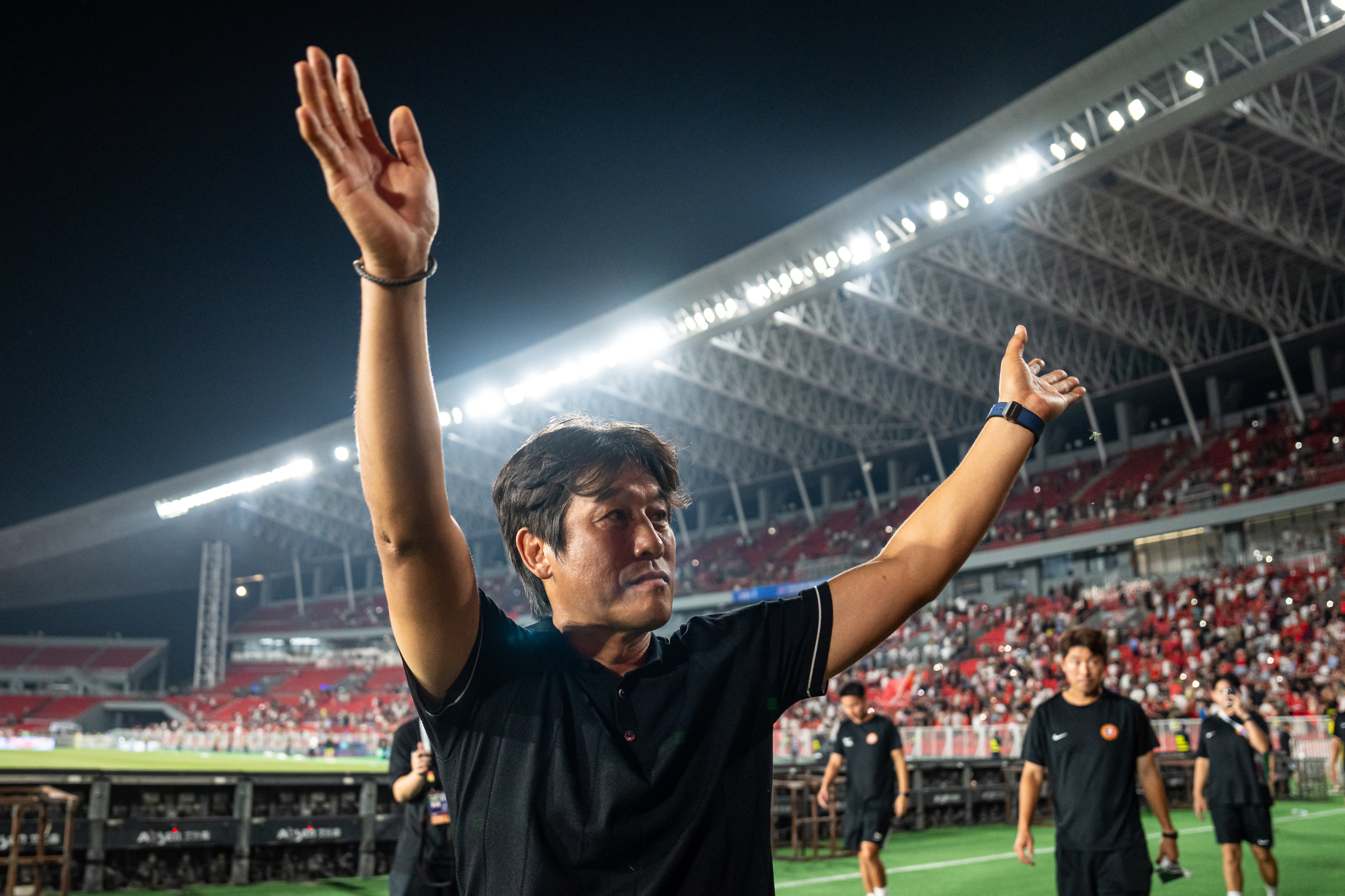 足球报:徐正源临场纠错显名帅风采,张洪福惊艳表现获高度认可 足球报:徐正源临场纠错显名帅风采,张洪福惊艳表现获高度认可