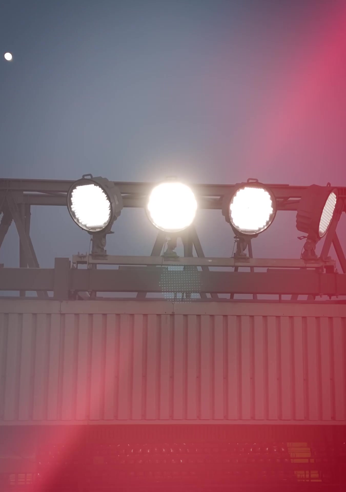 亿元参军!官方:利物浦签下23岁巴尔科拉,转会费总价1.45亿欧 亿元参军!官方:利物浦签下23岁巴尔科拉,转会费总价1.45亿欧
