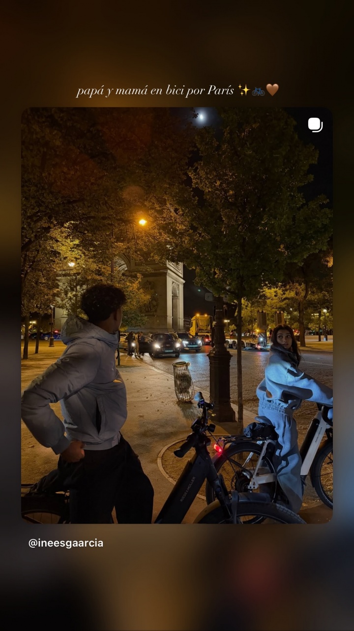 着迷!亚马尔将女友压在沙发上,社媒评论对方:多么绝美的女人… 着迷!亚马尔将女友压在沙发上,社媒评论对方:多么绝美的女人…
