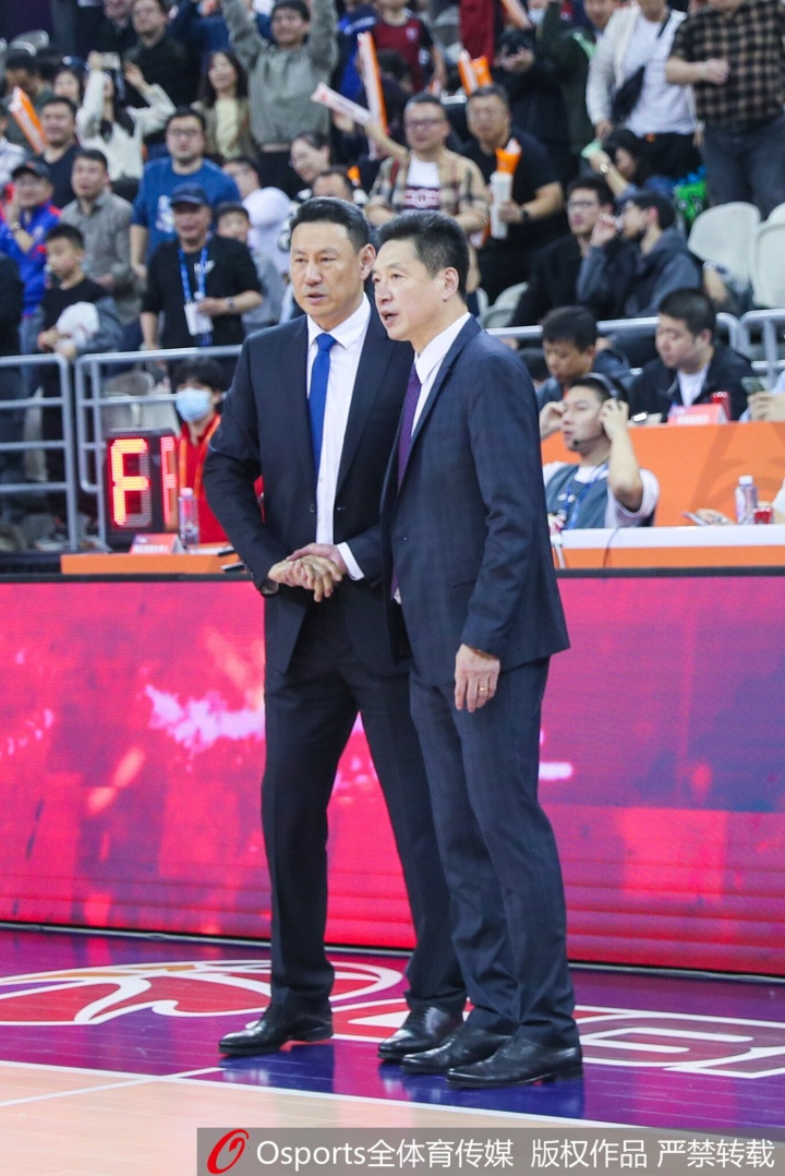 法伦斯VS沙维什高清直播
